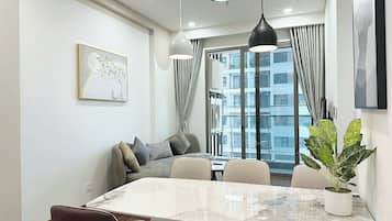 Departamento, balcón, vista a la ciudad | Cocina privada
