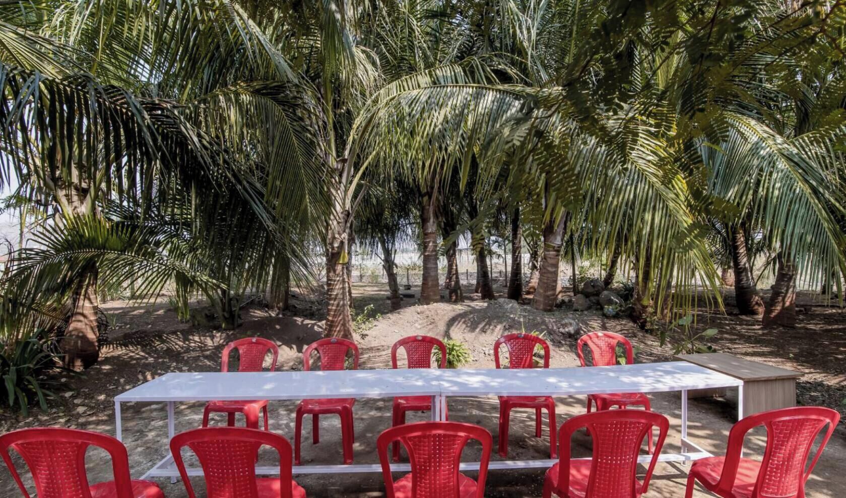 บริเวณภายนอก