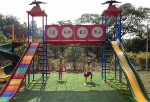 Children’s play area – outdoor - Green Living Farm House (Trimbak)