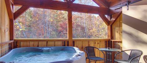 مغطس سبا خارجي