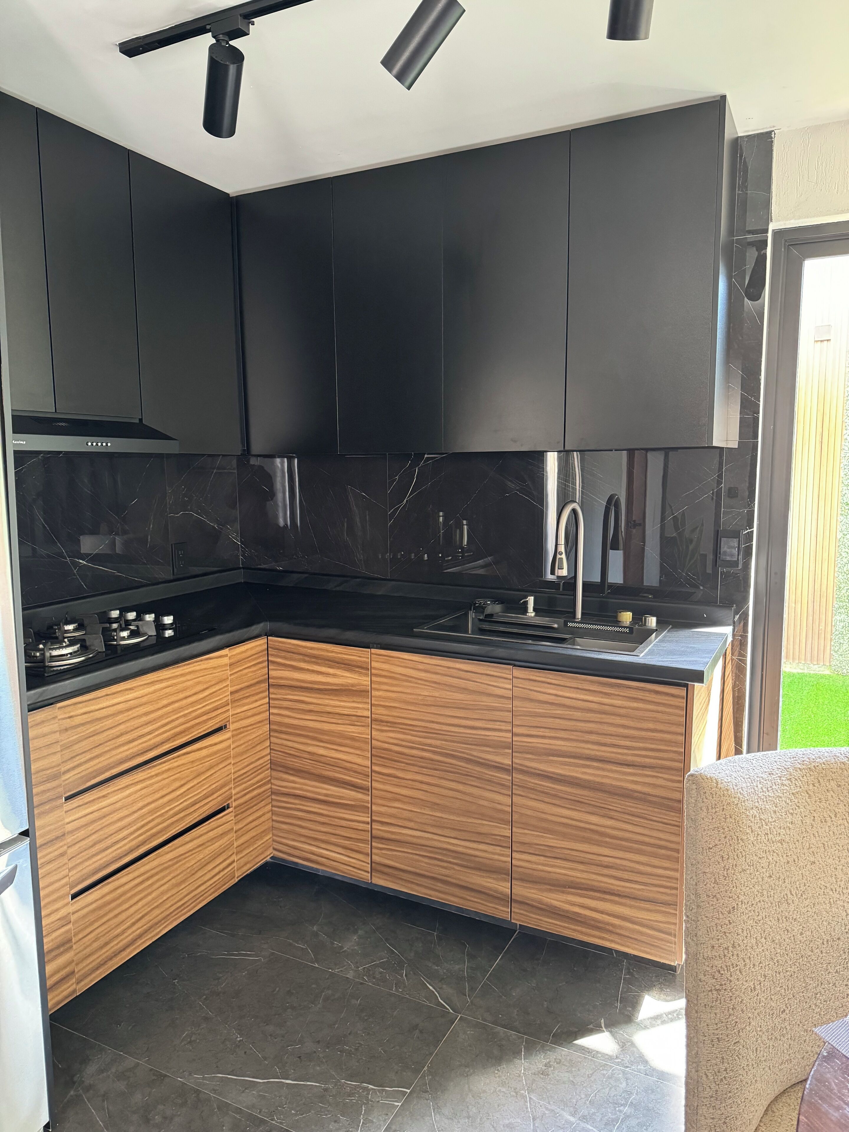 Micro-ondes, plaque de cuisson