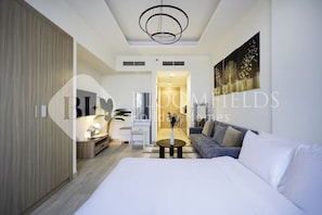 Bügeleisen/Bügelbrett, kostenloses WLAN