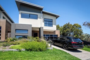 Exterior - Fresh, Modern Escape, Minutes to the Beach (Ocean Grove)