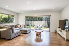 TV, fireplace - Fresh, Modern Escape, Minutes to the Beach (Ocean Grove)