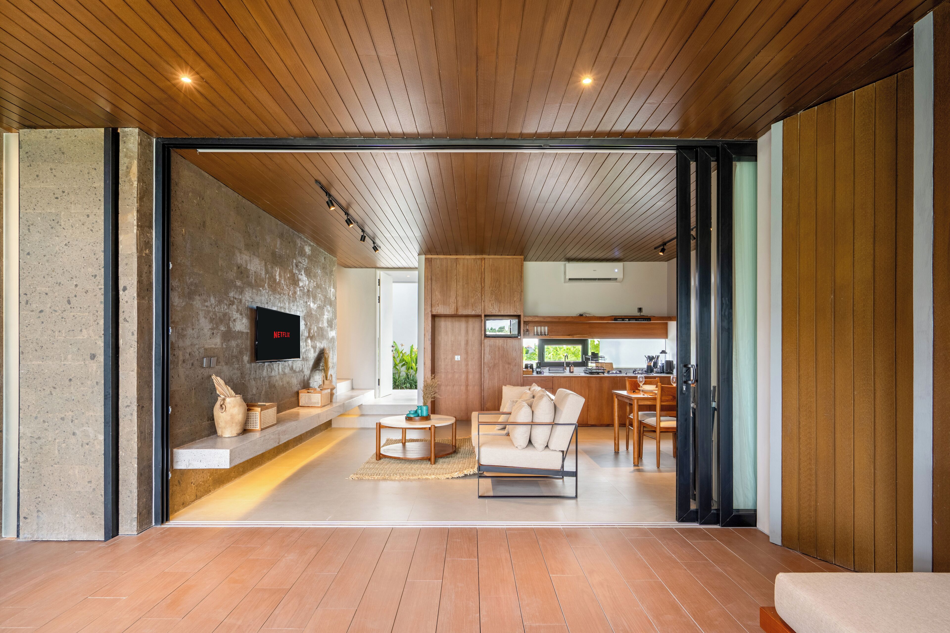 Comfort Villa | Living area | 32-inch Smart TV with digital channels