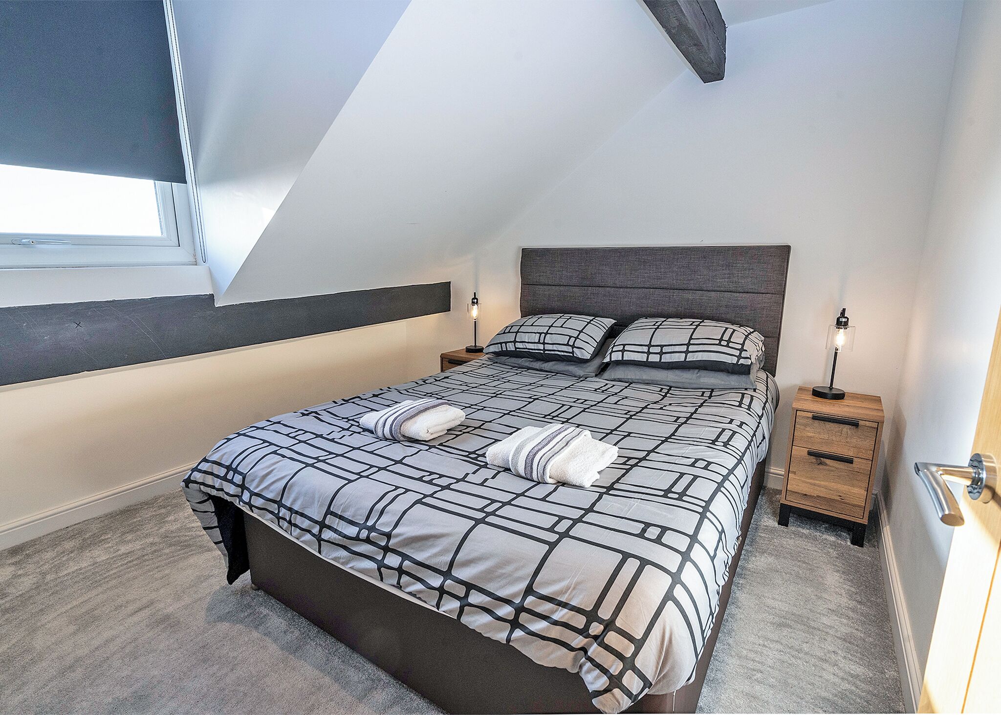 2 bedrooms