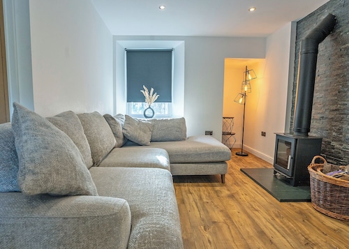 2 bedroom accommodation in Millom