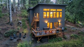 Exterior - Peaceful Treehouse-Style Stay with Sauna, Fire Pit & Forest Views Near the Coast (Arch Cape)