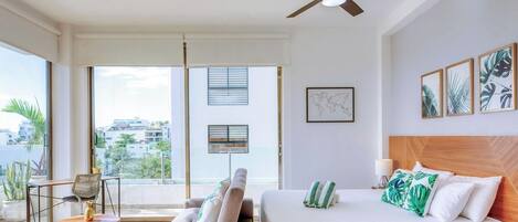 1 bedroom, in-room safe, desk, iron/ironing board