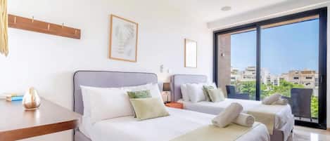 2 bedrooms, desk, iron/ironing board, free WiFi