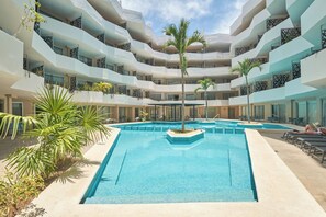 Unclassified image, 2 of 50, button - 2BR w/ dual pools, near beach & 5th Ave (Playa del Carmen)