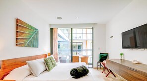 In-room safe, desk, iron/ironing board, free WiFi - Rooftop Pool & Ocean Views, 3 blocks to Coco Beach (Playa del Carmen)