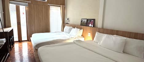 2 chambres, bureau, Wi-Fi gratuit, draps fournis