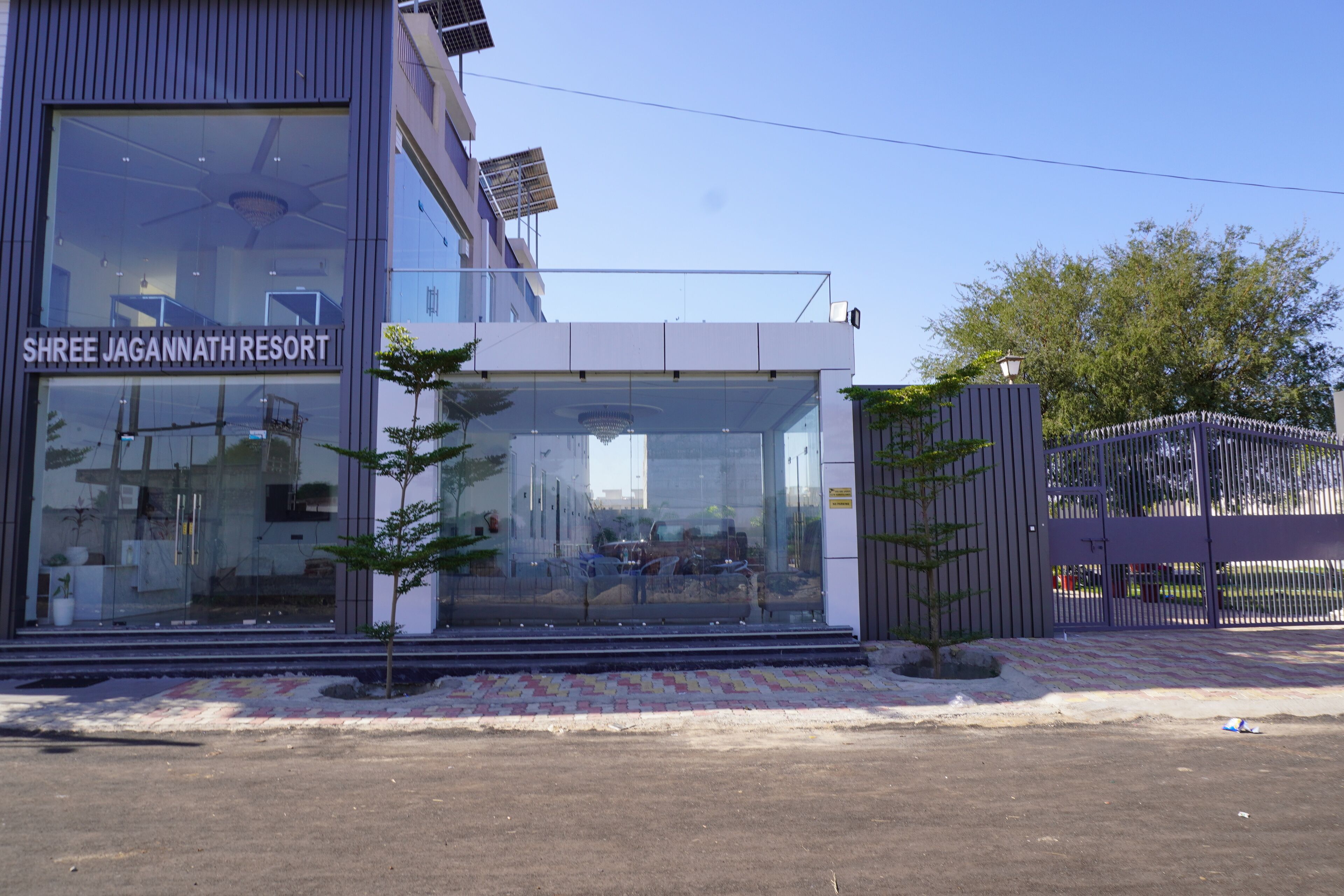 Fachada da propriedade