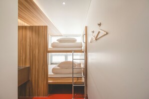 Basic Quadruple Room, City View