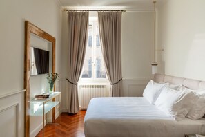 Deluxe Double or Twin Room, City View - Cavalieri Palace Roma (Rome)