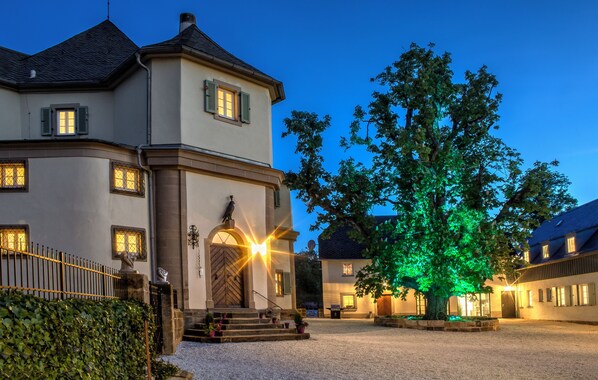 Exterior - Schloss Falkenhaus (Bad Berneck im Fichtelgebirge)