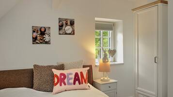 Deluxe Triple Room, Courtyard View | Free WiFi