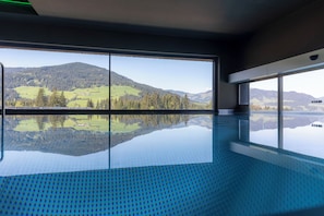 Sauna, steam room