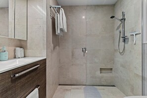 Hair dryer, towels