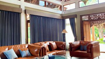 Vila família, 2 quartos | Sala de estar