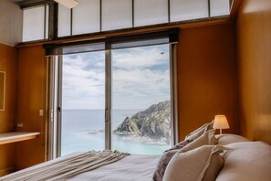 4 soverom, strykejern/-brett, wi-fi og sengetøy