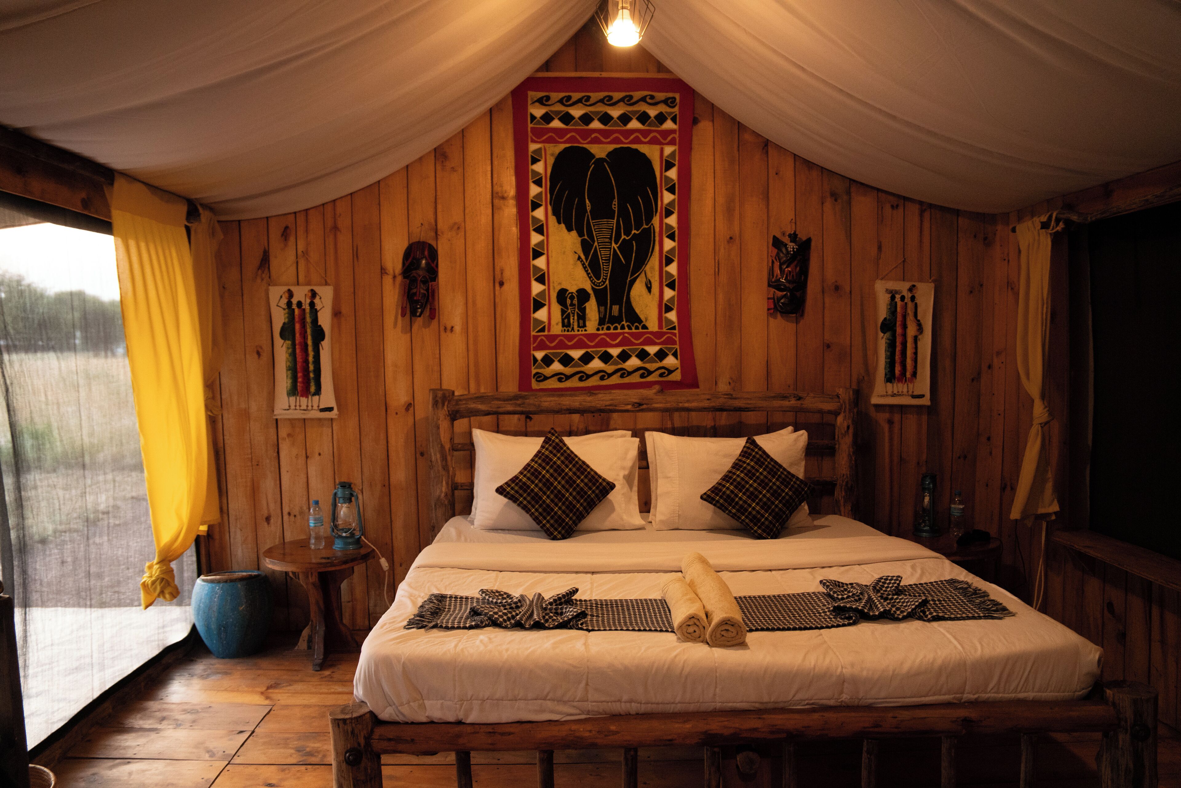 Habitació individual estàndard, balcó, vistes al parc | Caixa forta a l'habitació i escriptori 