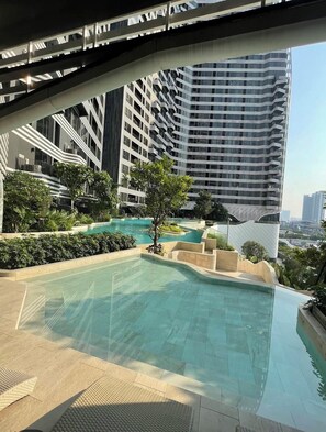Pool - Bangna Apartment Ideo (Krung Thep Maha Nakhon)