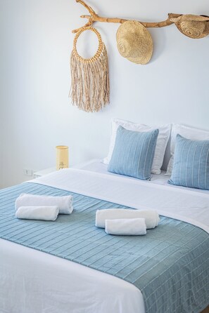 3 bedrooms, iron/ironing board, Internet, bed sheets