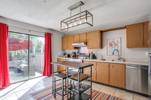 Frigorífic, microones, forn i rentaplats