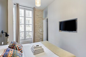 1 bedroom, desk, iron/ironing board, free WiFi - Sublim Apartment Center of Paris Le Marais (Paris)