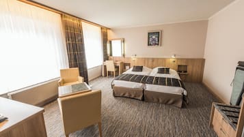 In-room safe, blackout drapes, soundproofing, iron/ironing board