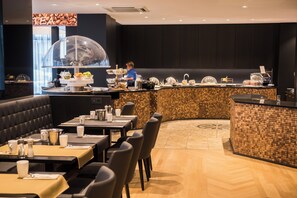 Free daily buffet breakfast - Hotel Bero (Oostende)