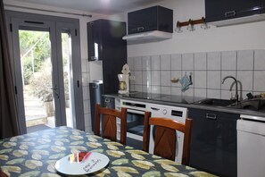 Private kitchen - Ardèche des Boutières Gîte du Ventor 3* - 2 people (Saint-Agrève)