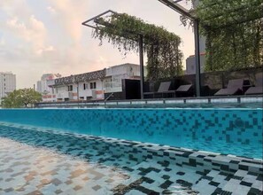 Pool - Circle Living Skyline Residence (Bangkok)