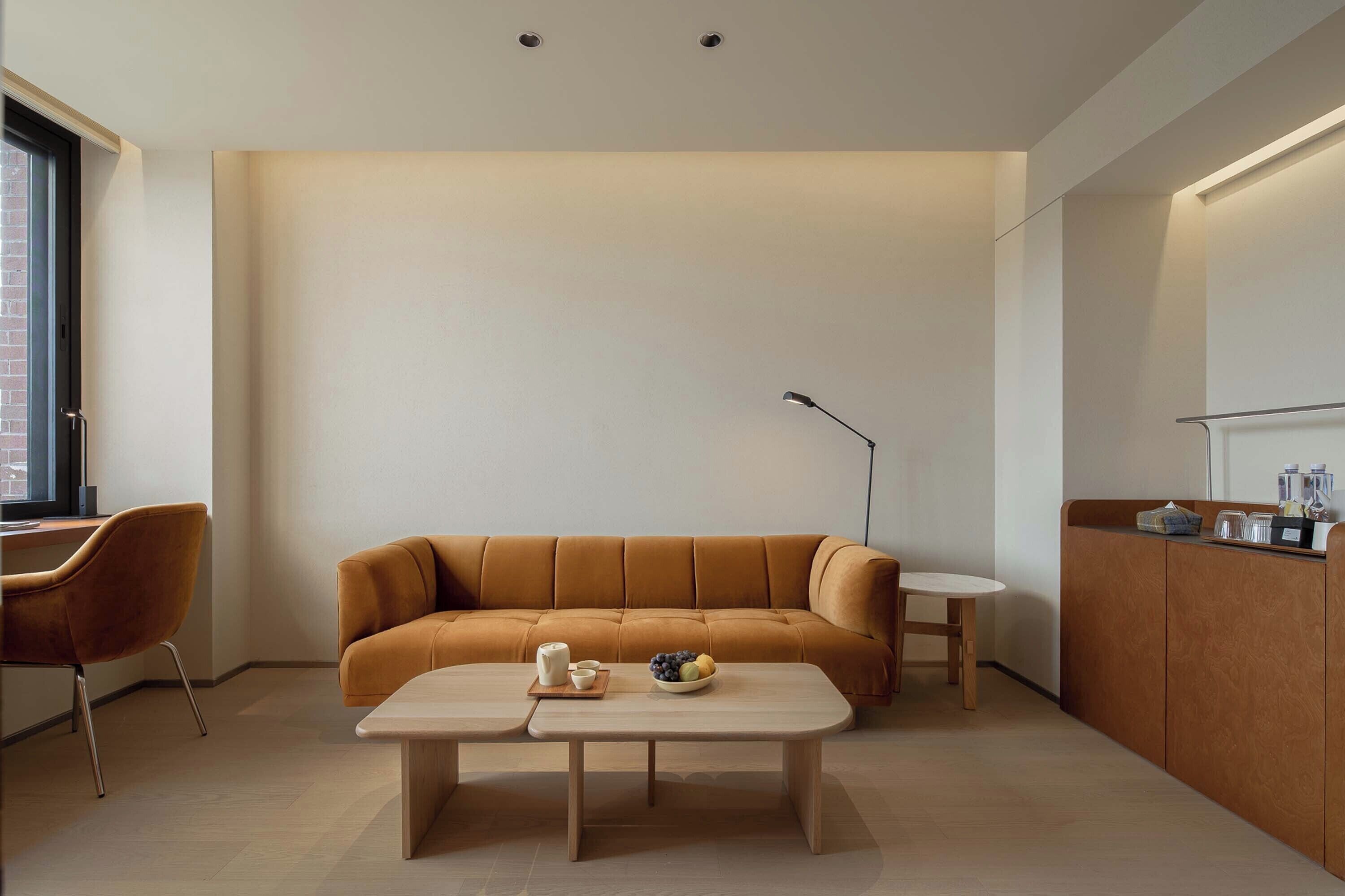 ห้องเอ็กเซกคิวทีฟสวีท, วิวเมือง | มินิบาร์, พื้นที่ทำงานแบบใช้แล็ปท็อป, ผ้าม่านกันแสง, Wi-Fi ฟรี