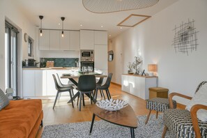 Interior - La Grangette Wifi Parking Terrace (Cruet)