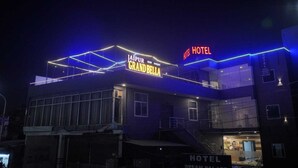 Front of property - Hotel Grand Bella (Jaipur)