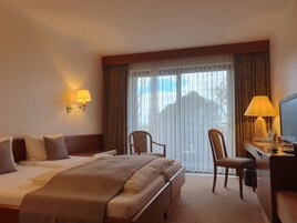 舒适双人房 | 隔音、免费 WiFi