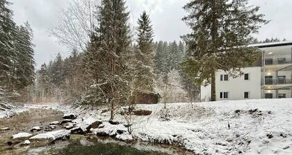 | 2 bedrooms | Bathtub |