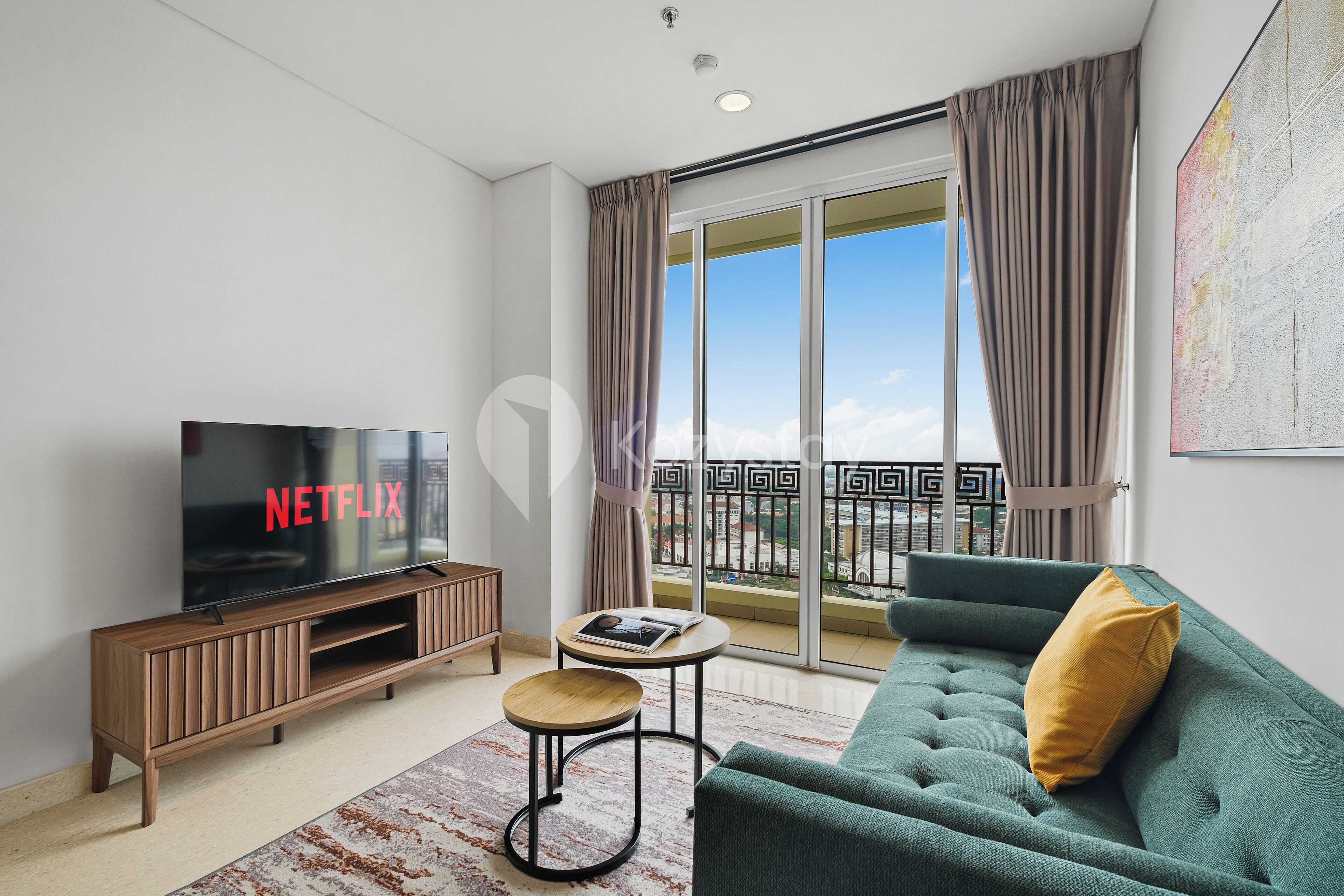 Apartment, 3 Bedrooms, City View | Living area