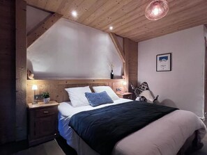 In-room safe, soundproofing, free WiFi - Chalet Virolet (Les Gets)