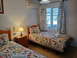 Travel cot, free WiFi, bed sheets - Bungalow Los Guanches 3 (El Paso)