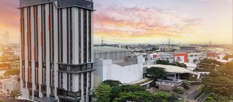 Harris Hotel & Convention Serpong