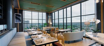 해리스 호텔 & 컨벤션 서퐁