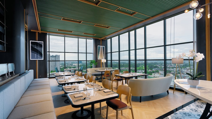 Harris Hotel & Convention Serpong