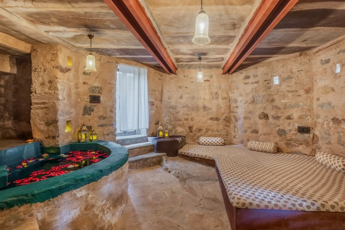 豪華套房, 庭院, 山景 | 筆電工作空間、免費無線上網