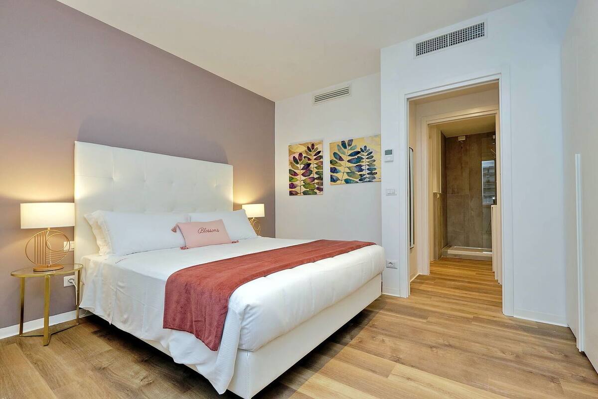 Deluxe Apartment, City View | Free WiFi