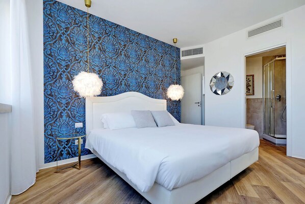 Deluxe Apartment, City View