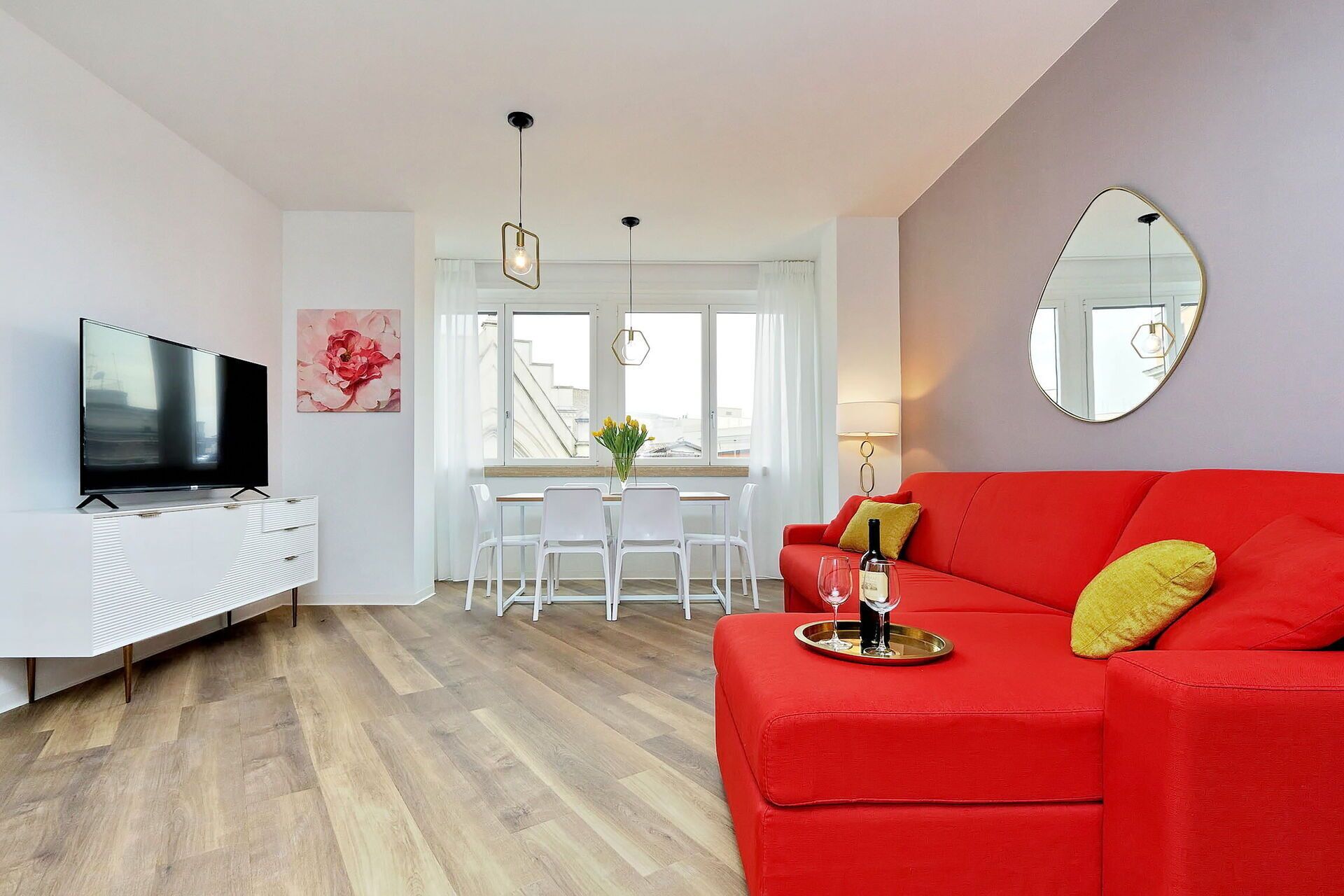 Deluxe Apartment, City View (Flavia 8) | Living area | TV